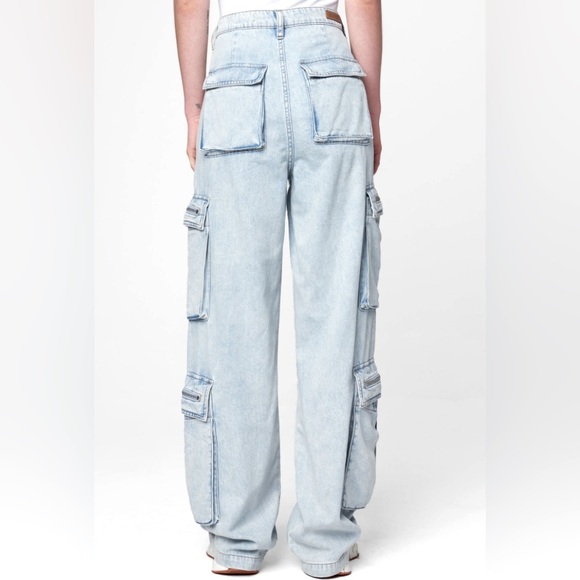BLANK NYC Franklin Rib Cage Light Blue Jeans with Oversized Cargo Pockets--28 - Picture 2 of 15